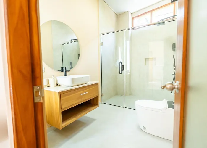 Lemon Tree Bali 5* ロヴィーナ